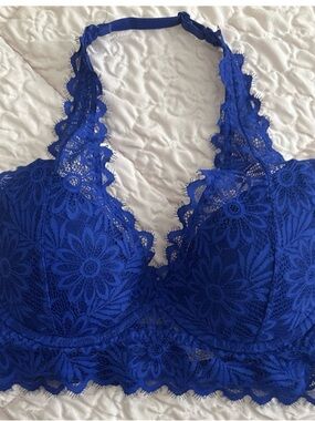 PINK Victoria's Secret Royal Blue Lace Halter Bralette size S